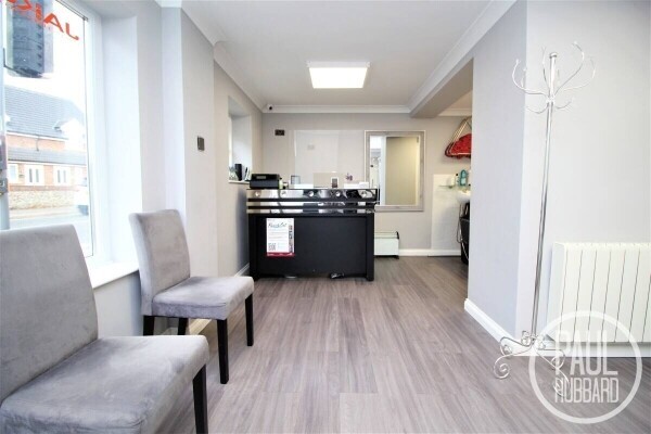 Well-established and beautifully decorated hair salon in Caister-on-Sea, Norfolk. Photo 7