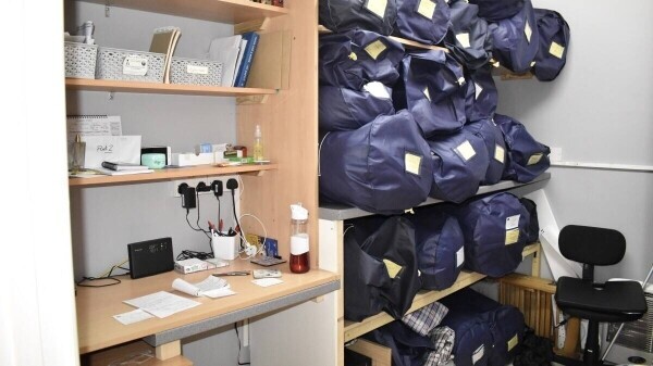 TWO DRY CLEANING RECEIVERS FOR SALE, HIGH TUNOVER Photo 7