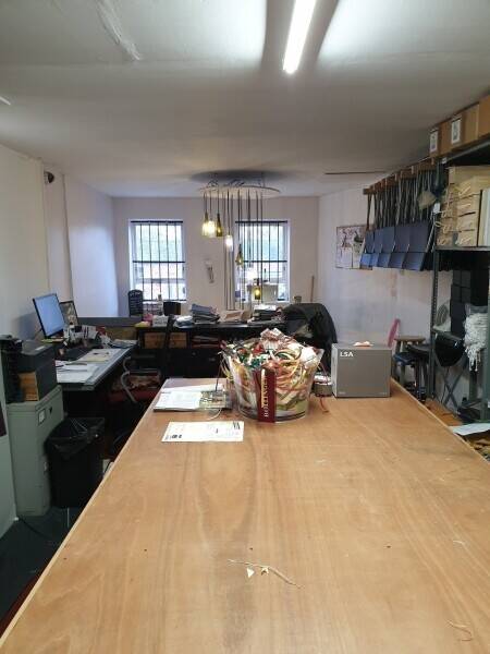 AN AWARD-WINNING WINE MERCHANT Photo 6