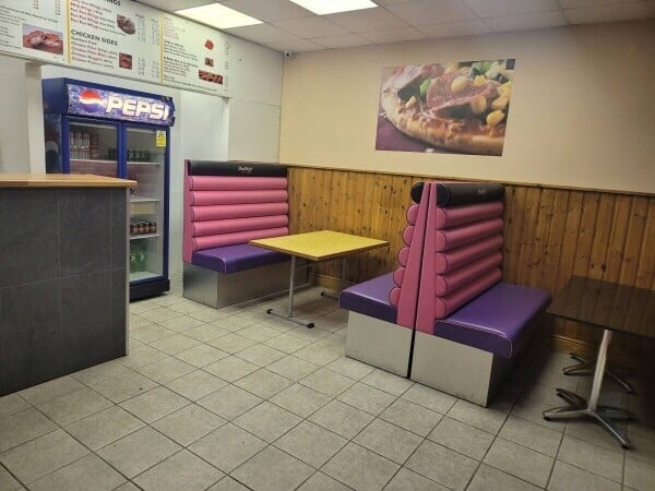 Fast food restaurant for sale. Caversham Reading . Low rent no rates long lease. Photo 7