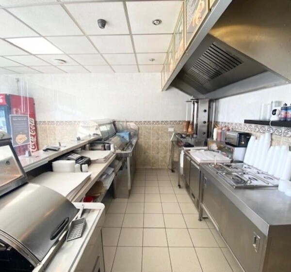 Freehold Fish & Chip Takeaway Located In Bidford on Avon Photo 7