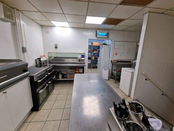 Highly Rated Coffee Shop & Bar for Sale. Photo 7