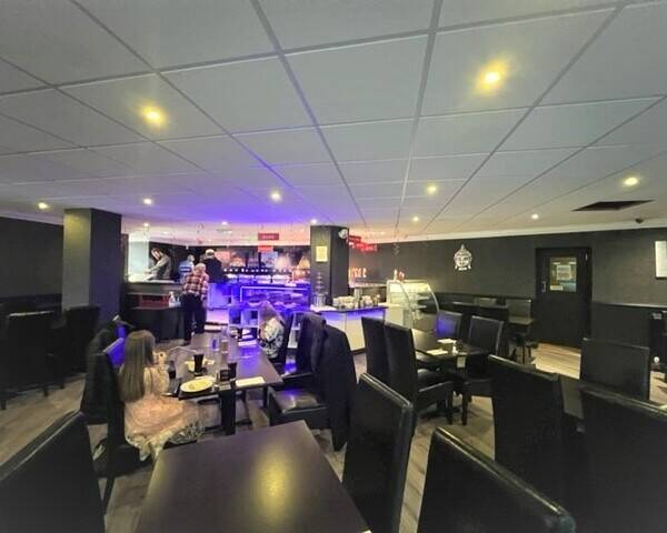 Very well-presented licensed Restaurant in the West Dunbartonshire town of Dumbarton (ref 1530) Photo 7