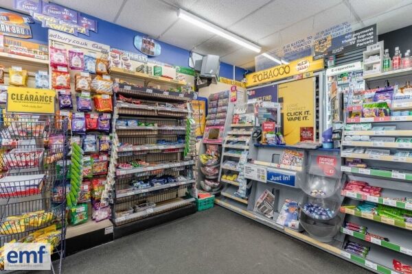 Convenience Store Photo 7
