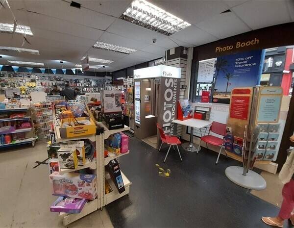 Post Office with Remuneration of £100,000 Per Year Photo 7