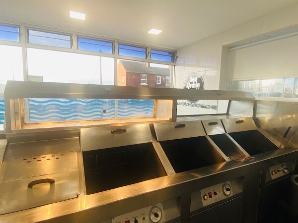 Freehold or Leasehold Fish & Chip Takeaway Located In Ossett, West Yorkshire Photo 7