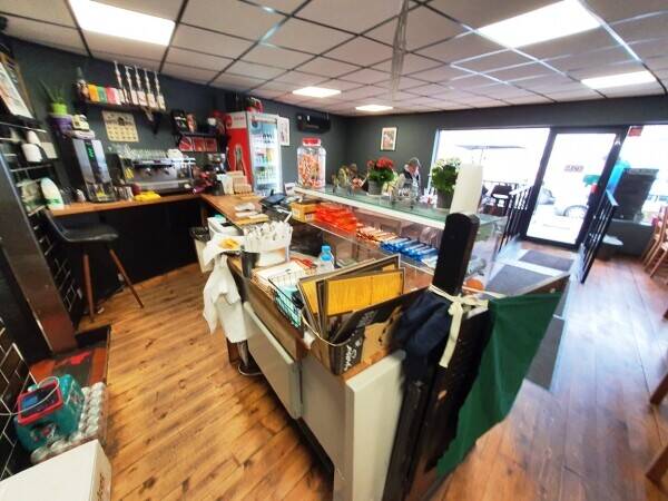 DAY TIME CAFÉ WITH 45 INTERNAL COVERS & 20 EXTERNAL COVERS Photo 7