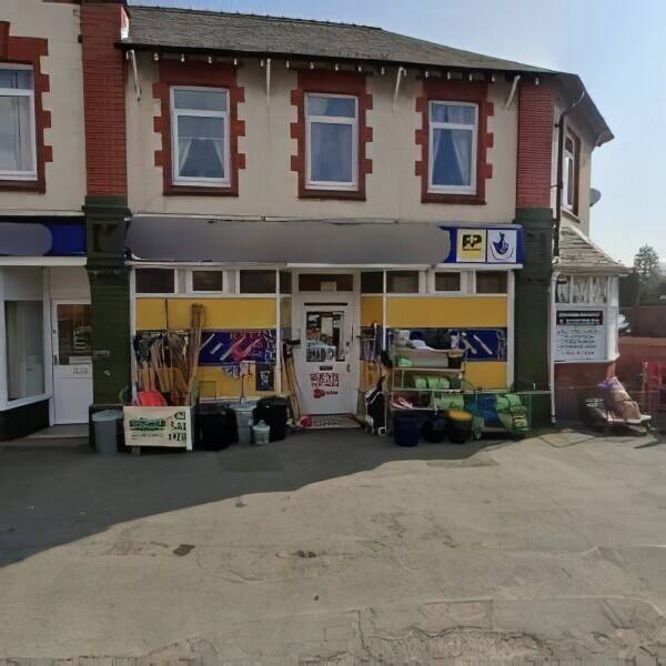 Convenience and DIY Store in Wrexham Photo 7
