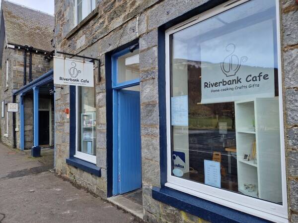 Appealing Cafe and Gift Shop in a stunning setting in Kinloch Rannoch near Pitlochry Photo 7
