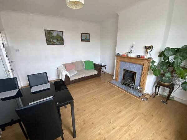 Long-Established & Thriving Cattery With Accommodation In Affluent Suburb of SW London Photo 7