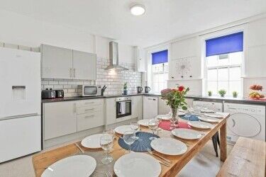 EAST SUSSEX - CENTRAL BRIGHTON PUB & LETTING ACCOMMODATION Photo 7