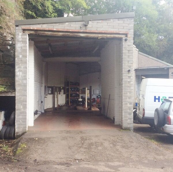 Long Established and Highly Reputable Garage/MOT Centre Photo 7