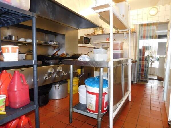 Hot Food Chinese Take Away Business with Accommodation Above Photo 7