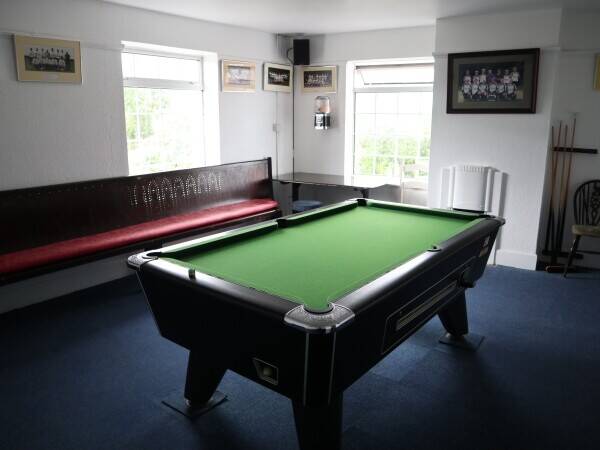 SOMERSET- POPULAR WET LED TOWN FREEHOUSE Photo 7