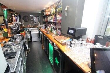 Posh Paddys Irish Grill and Bar Photo 7