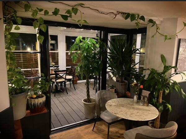 100 COVER TURKISH RESTAURANT FOR SALE Photo 1