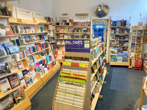 BOOKSHOP Photo 7