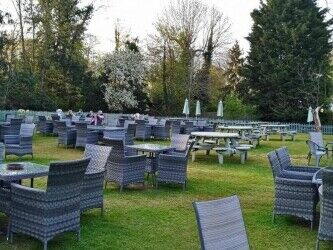 HERTFORDSHIRE - CHARACTER PUB WITH EXCEPTIONAL OUTSIDE TRADE SPACE Photo 7