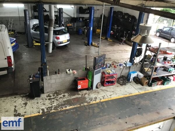SPACIOUS GARAGE/MOT CENTRE, SWANSEA VALLEY Photo 7