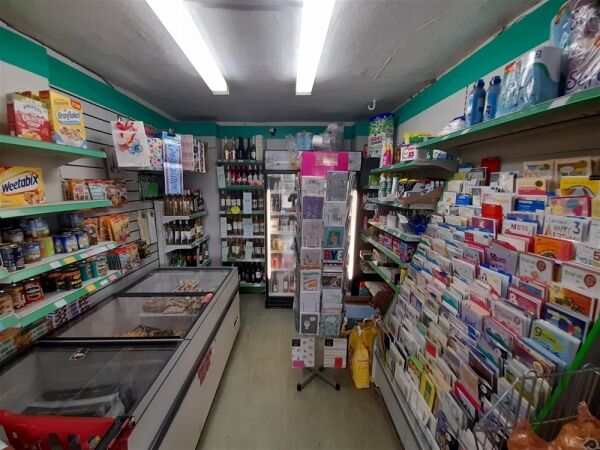 Off License & Convenience For Sale in Market Rasen Photo 7