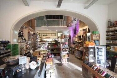 A wonderful opportunity to acquire a vegetarian/vegan cafe in Frome, Somerset. Photo 7