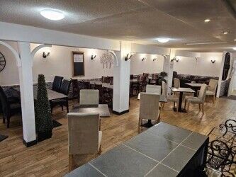 The County Hotel occupies a prominent location on the High Street of the historical town of Selkirk. Photo 7