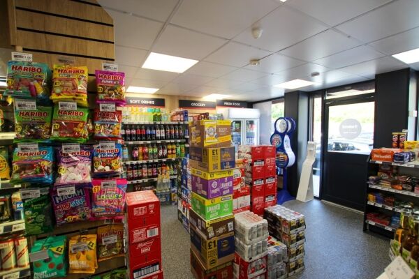 Established Off Licence - Bacup Photo 7