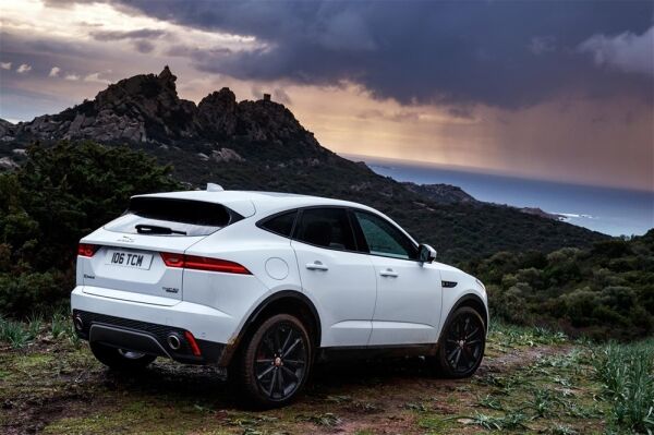 AN INDEPENDENT SPECIALIST IN REPAIR AND MAINTENANCE SERVICES FOR JAGUAR, LAND ROVER AND 4X4 VEHICLES Photo 7