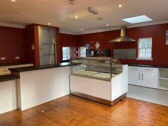 Historic Hotel with Restaurant, Bar, Cafe, Function Suite and 5 En-suite Rooms in Linlithgow Photo 7