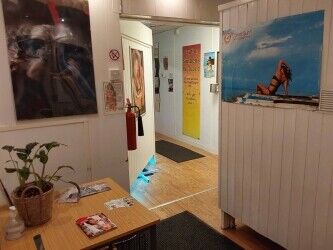 Freehold Sunbed Business Living Accommodation Horwich Bolton Greater Manchester North West For Sale Photo 7