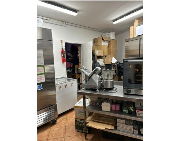 Highly rated Café for sale Photo 7
