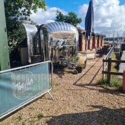 Unique Outdoor Coffee Shop based in Emsworth Photo 7