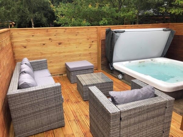 Twin Holiday Lodges For Sale Photo 7