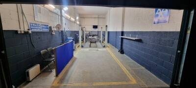 Running MOT Car Garage in West London, Highly profitable Commercial area