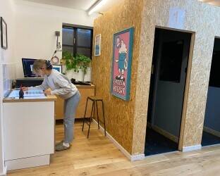 Photography Studio & Darkroom (perfect for running workshops and classes) Photo 7