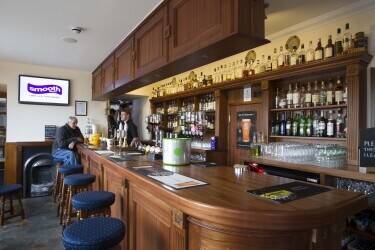 Traditional Public House 11 En-Suite Letting Rooms with Sea Views Photo 7