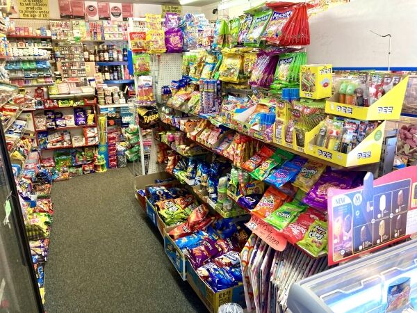 NEWSAGENTS/OFF-LICENCE with COFFEE/ICE CREAM BAR Photo 7