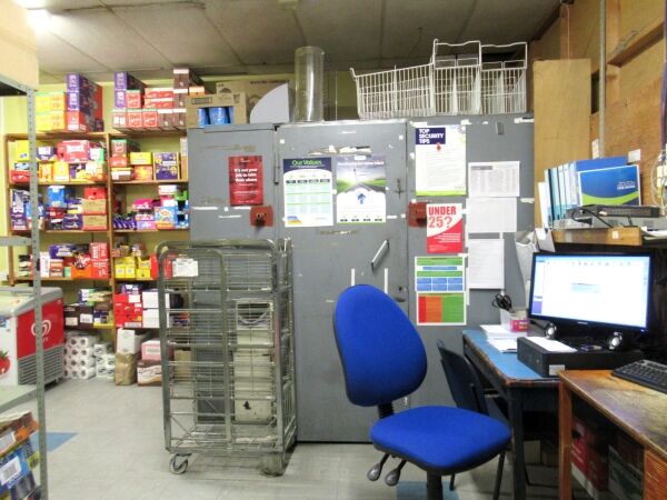 LEASEHOLD NEWS CONVENIENCE - SKELMERSDALE Photo 7
