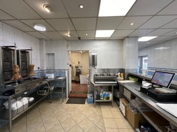 Leasehold Fish & Chip Takeaway Located In Gnosall Photo 7