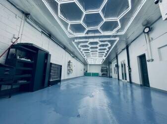 Fully Equipped Bodyshop - CLD Accident Repairs Luton Photo 6