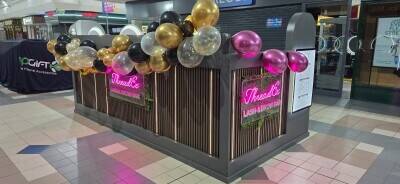 Brow & Lash Kiosk, Shopping Centre, Busy Location Photo 7
