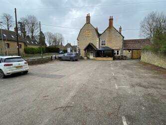WILTSHIRE- M4 CORRIDOR COTSWOLDS FREE HOUSE Photo 7