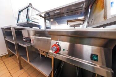 Refurbished Fish & Chip Shop - Cornwall Photo 7