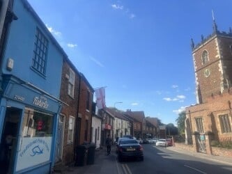 Fish chips shop can add pizza in HUll HU7 4TA Fish chips shop can add pizza in HUll HU7 4TA