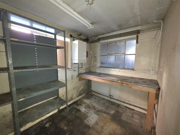 Auction Lot: Former Trade Counter - Cheddar, Somerset For Sale in Cheddar Photo 7