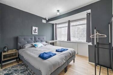 Serviced Apartment for sale in Coventry West Midlands 3 bed Photo 7
