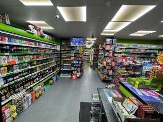 Convenient store off licence in a busy corner in Wakefield Photo 6