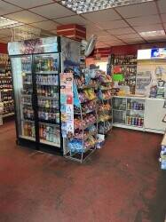 Off -licence in Cheshire with 4 bedroom flat Photo 7