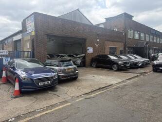 Car dealership unit Car dealership unit