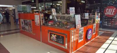 Bubble tea and Strawberry Chocolate stall for Sale